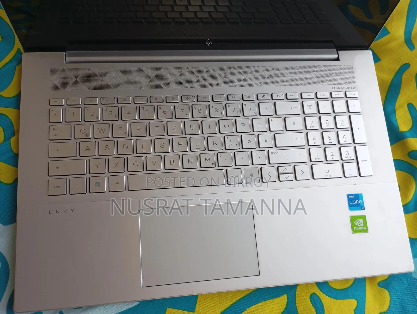 HP Envy 17 Laptop 16GB Intel Core i5 SSD 1TB