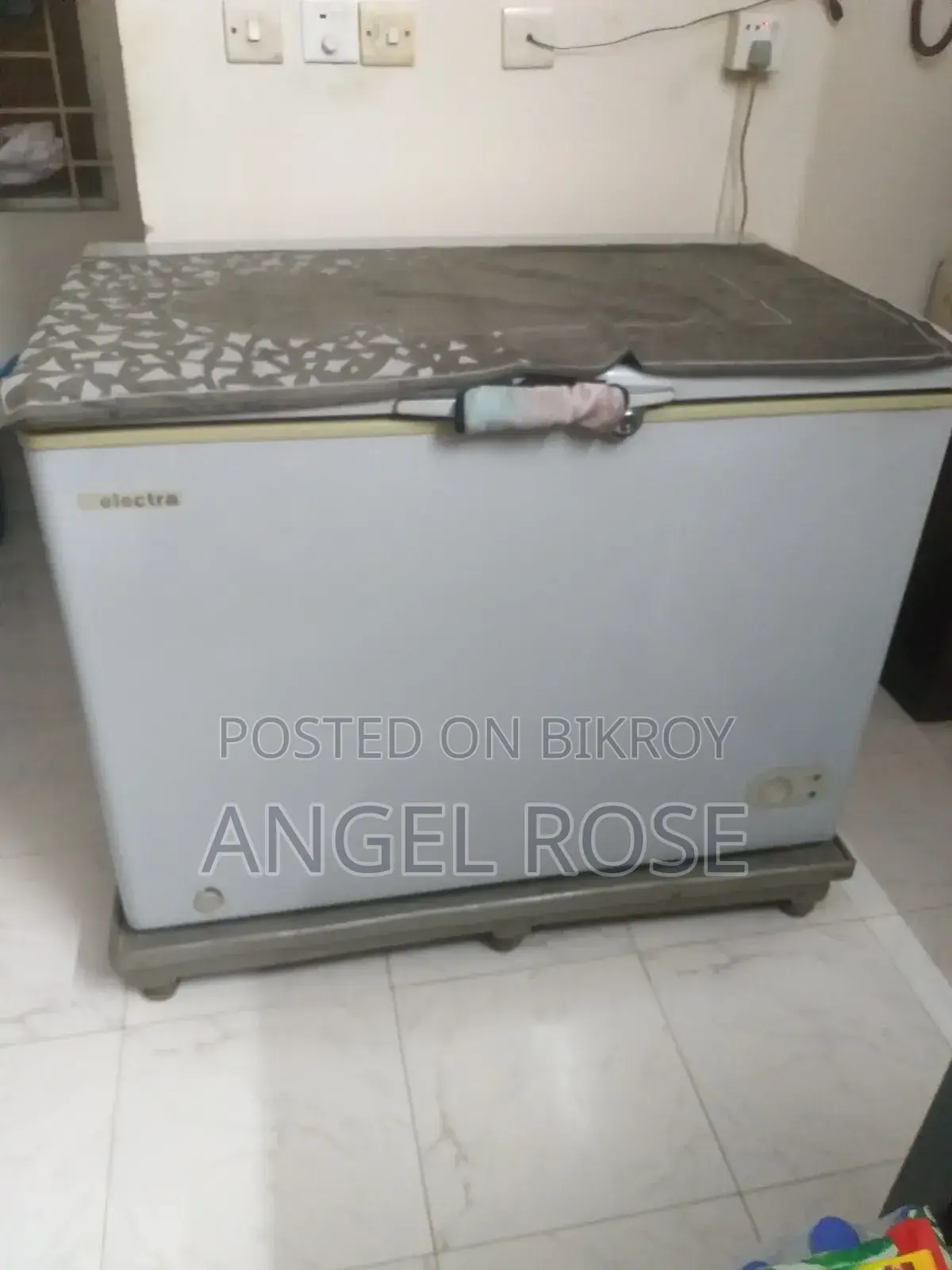 Refrigerator for Storing Fish and Meat