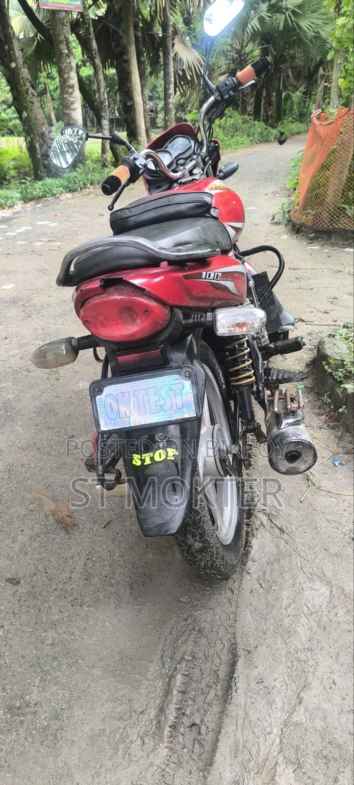 বাজাজ প্লাটিনা ১০০ ২০২১ রেড