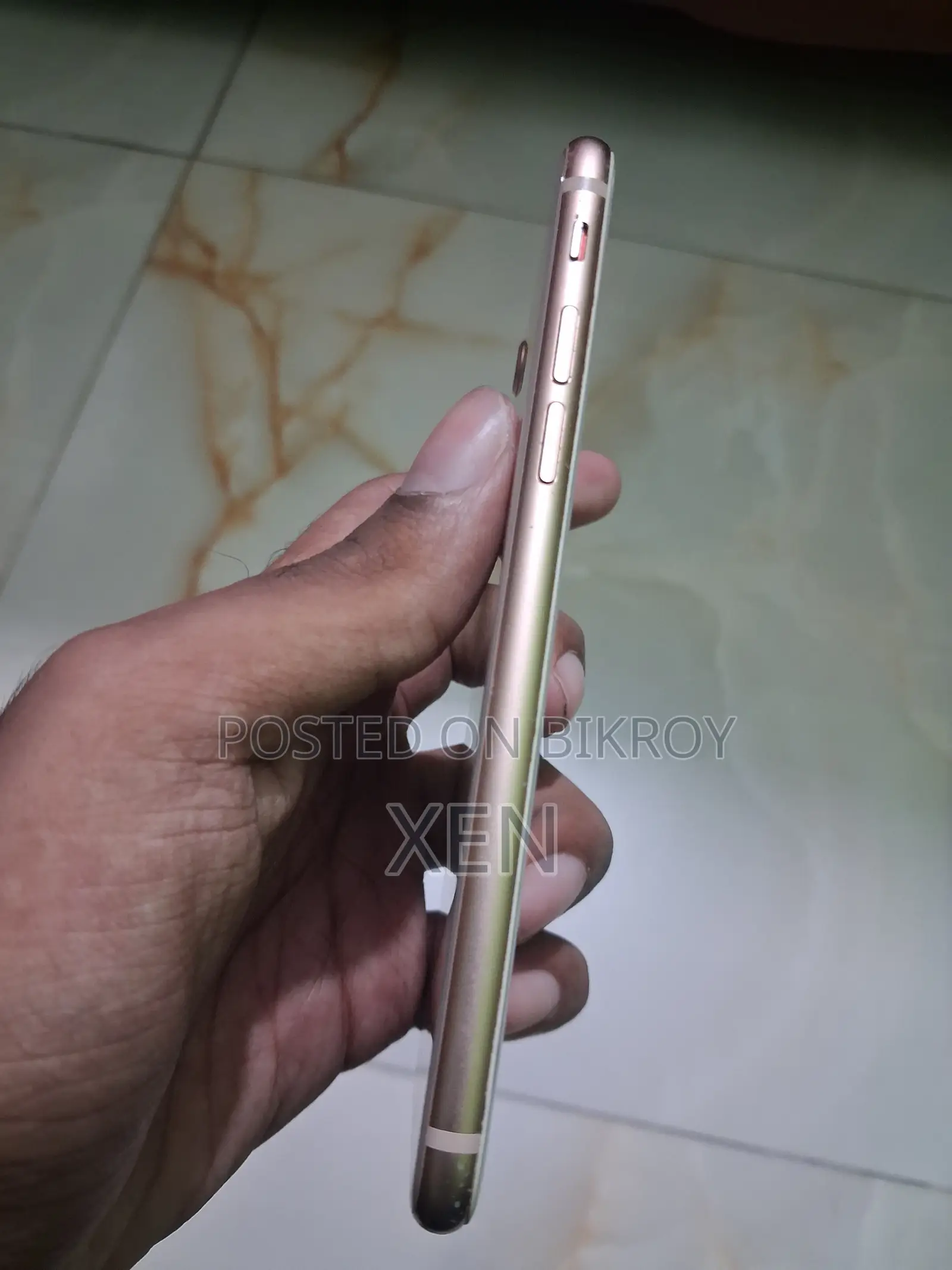 অ্যাপল আইফোন ৮ ৬৪ জিবি রোজ গোল্ড