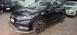 Honda Vezel 1.5 Two-Wheel Drive 2015 Black