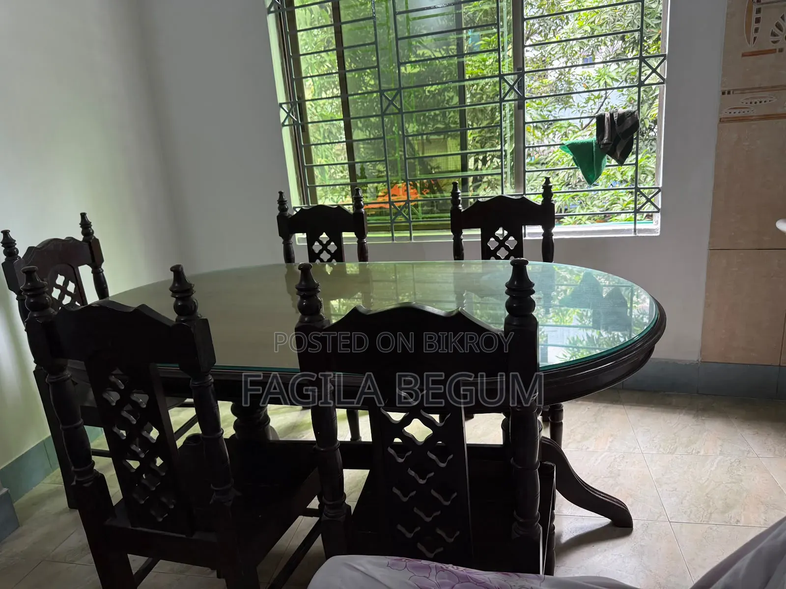 Dining Table, Chairs