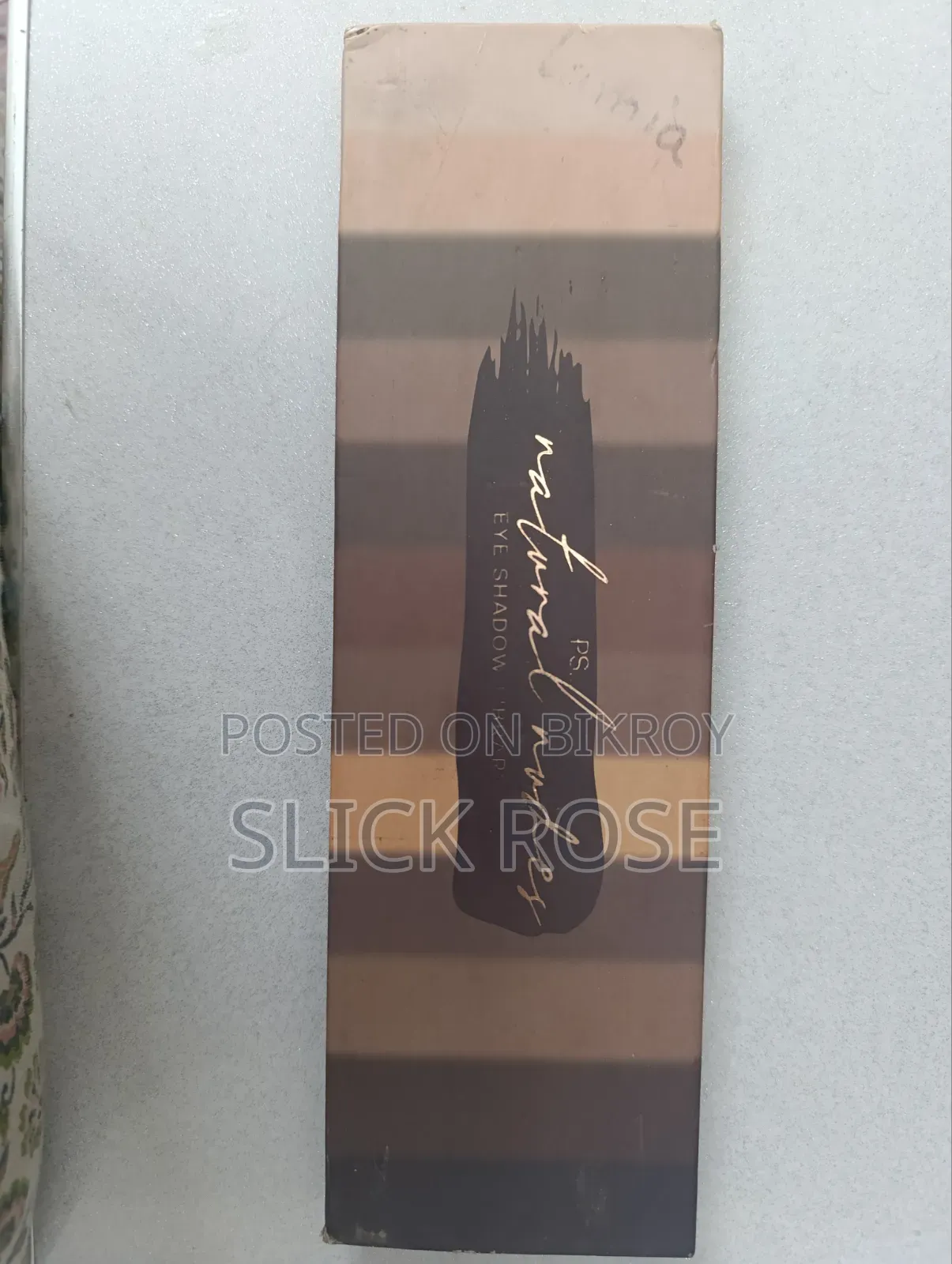 প্রাইমার্ক আইশ্যাডো প্যালেট