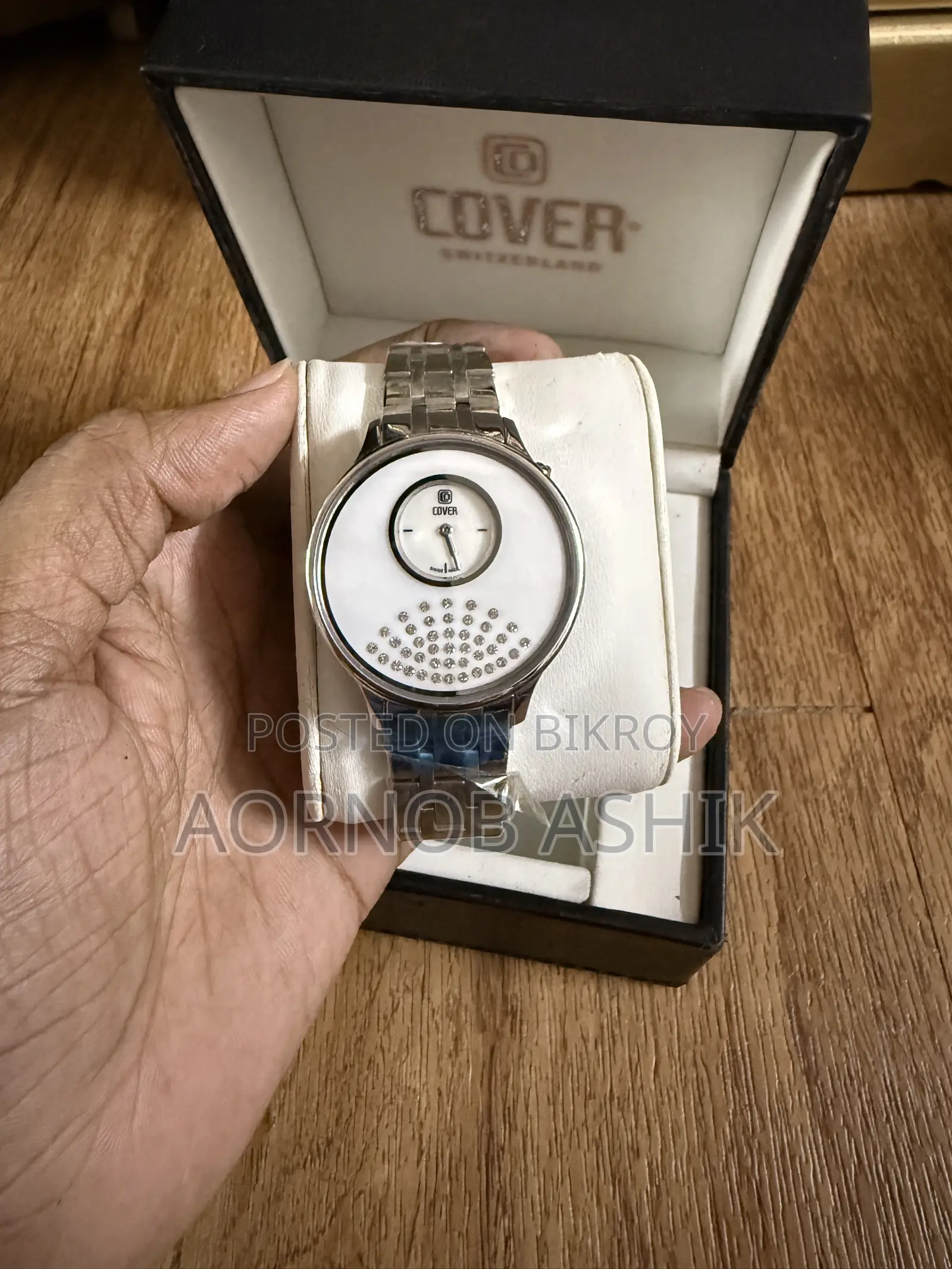 সুইজারল্যান্ড পার্লা লেডিস ওয়াচ