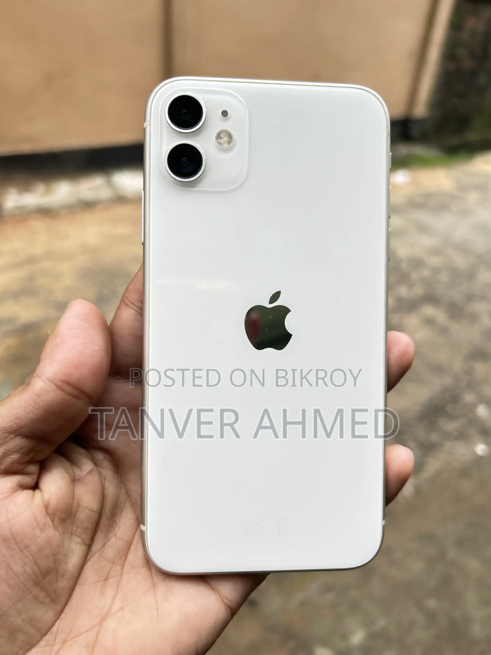 অ্যাপল আইফোন ১১ ৬৪ জিবি হোয়াইট