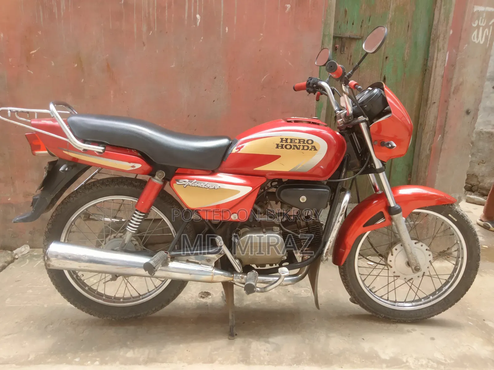 হিরো স্প্লেন্ডার প্লাস ২০১২ লাল