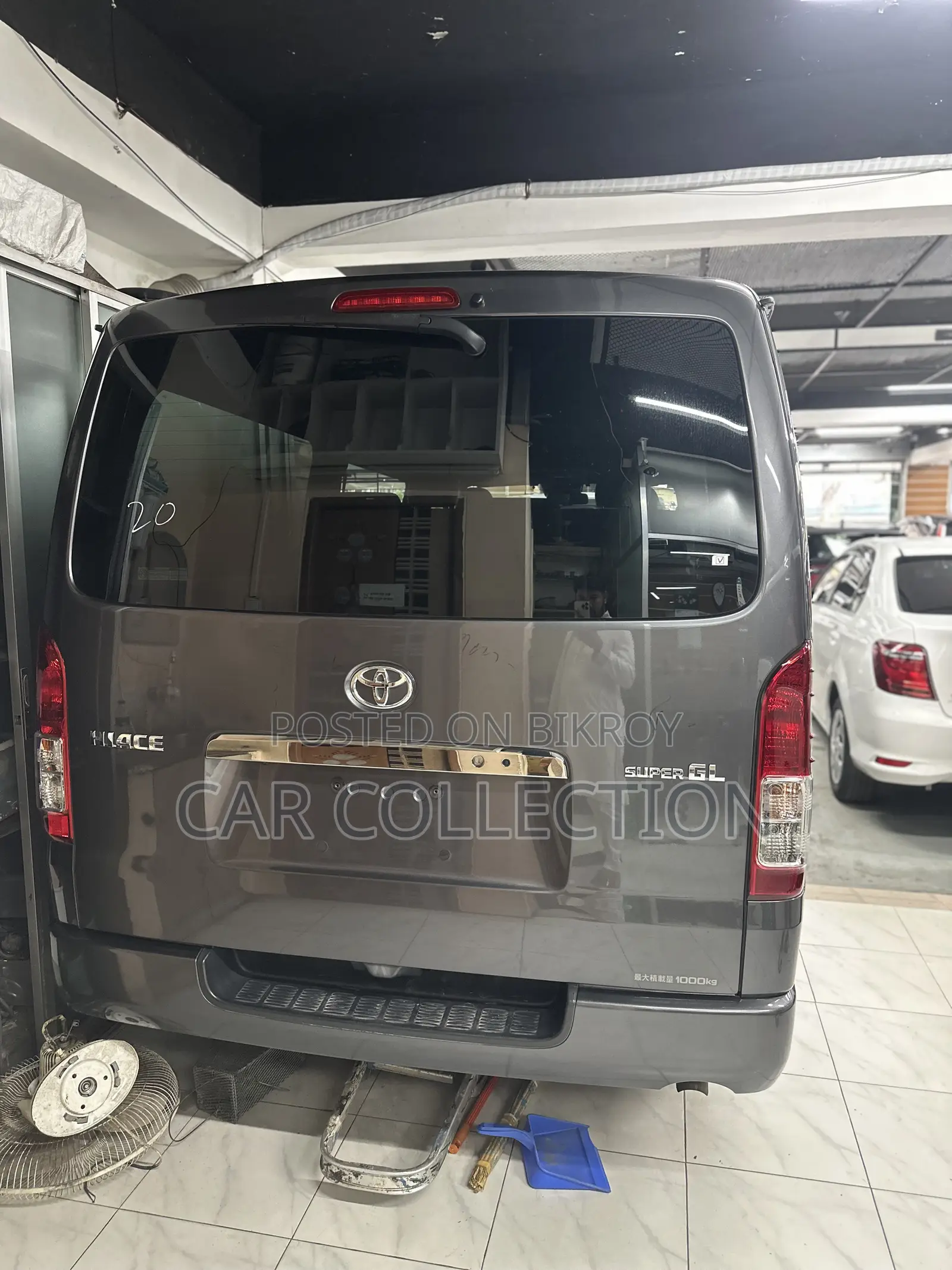 Toyota HiAce 2020 Grey