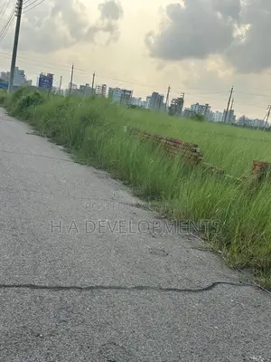 Ready to Build 5 Katha Plot | Bashundhara R/A, Block-N