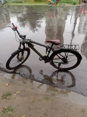 একটা ফনিক্স সাইকেল বিক্রয় করা হবে।