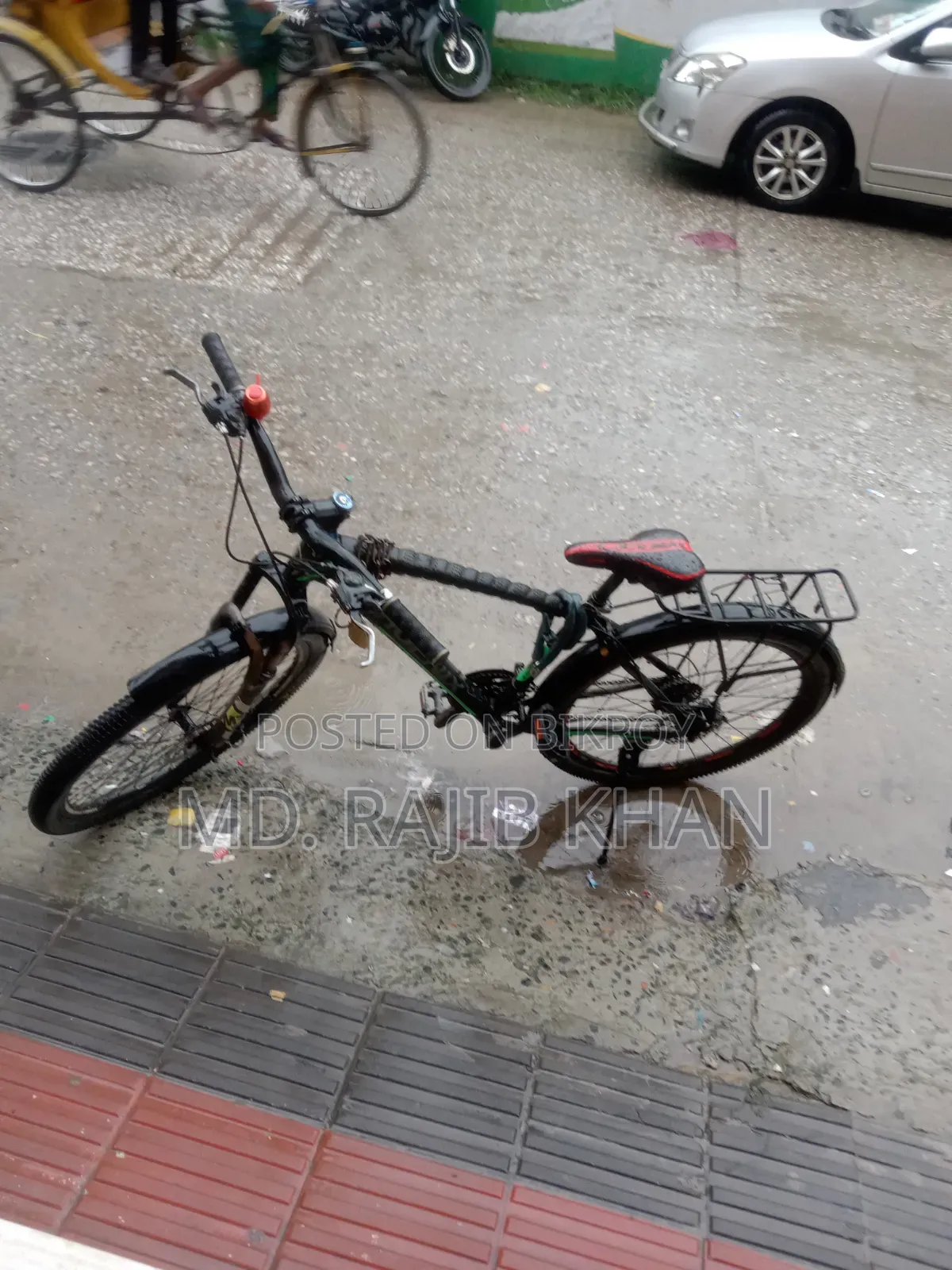 একটা ফনিক্স সাইকেল বিক্রয় করা হবে।