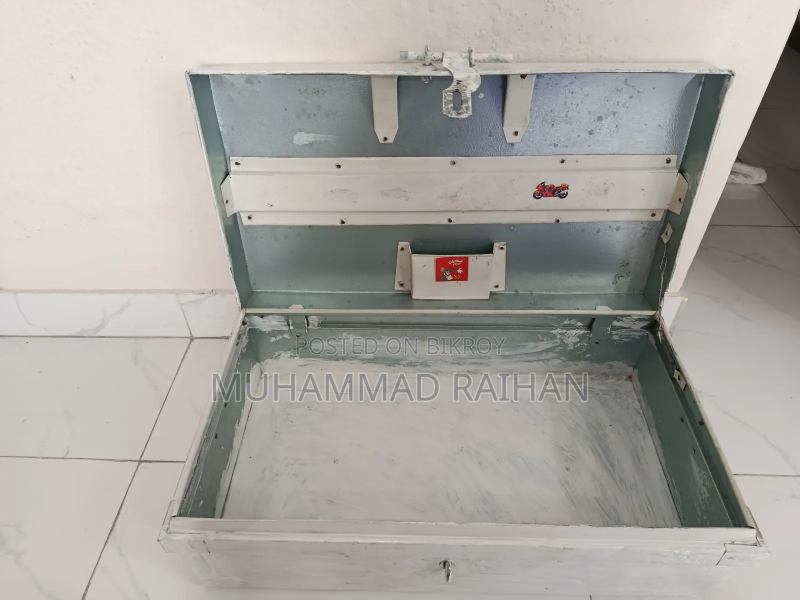 Trunk for Sell