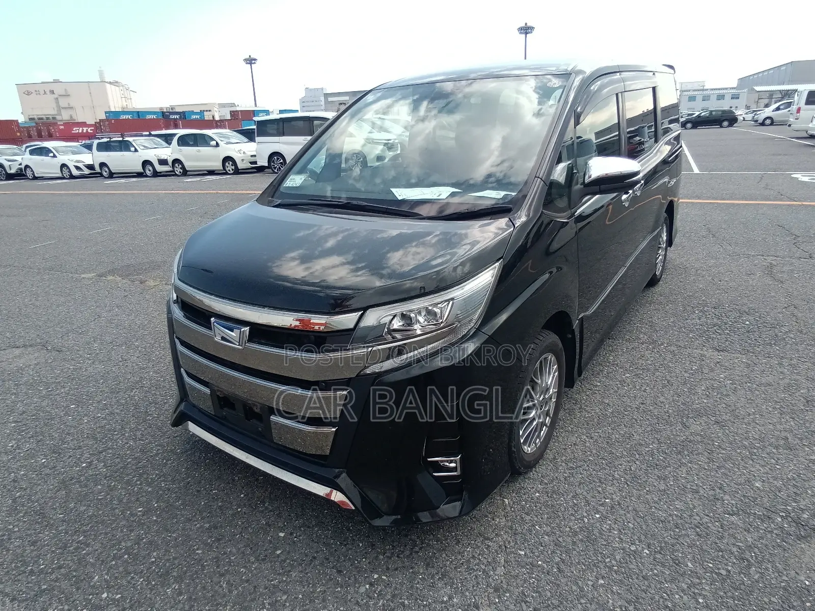 টয়োটা নোয়া ২০২১ ব্ল্যাক