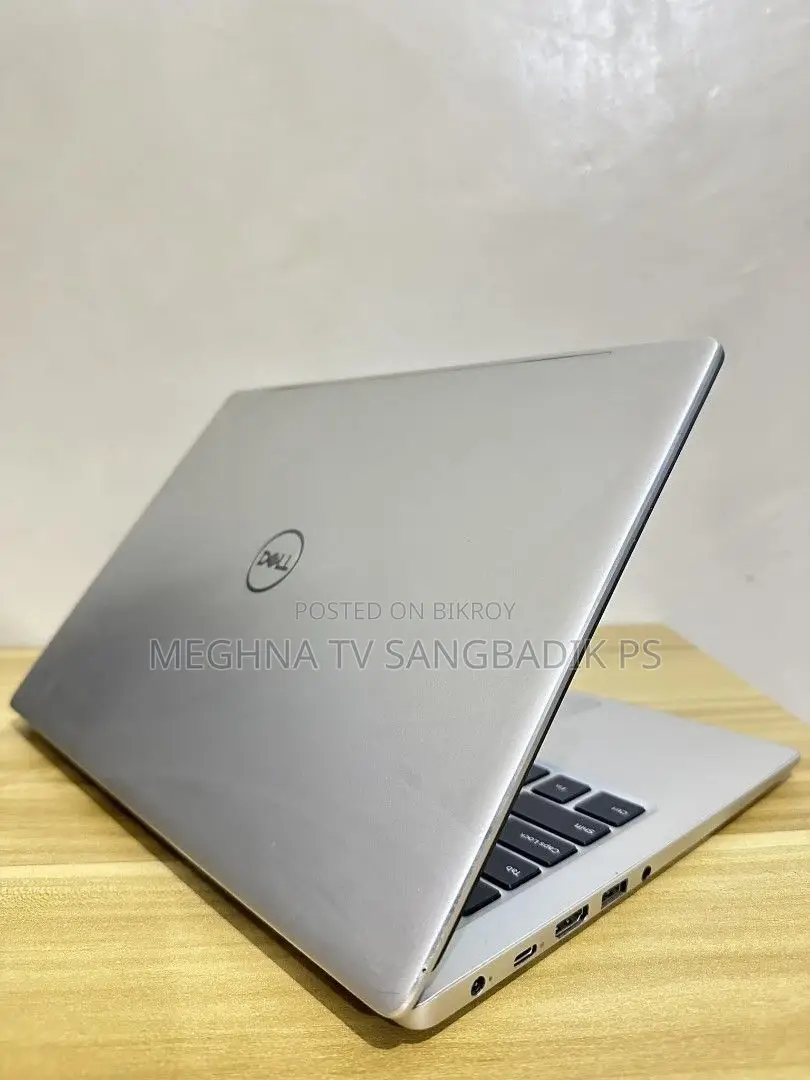 Laptop Dell 3GB Intel SSD 256GB