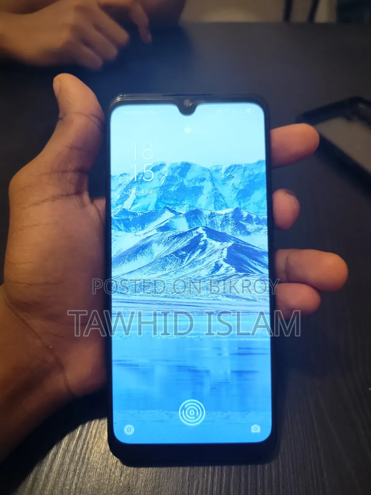 অপ্পো এফ১৫ ১২৮ জিবি ব্ল্যাক