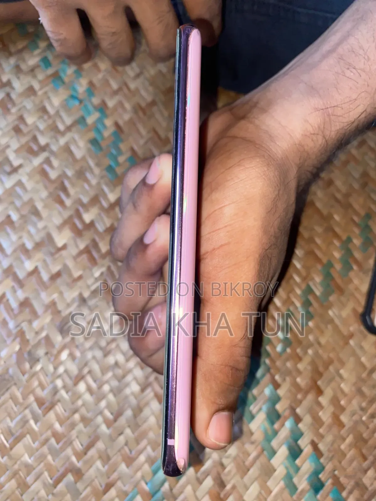 স্যামসাং গ্যালাক্সি এস২০ ১২৮ জিবি পিংক