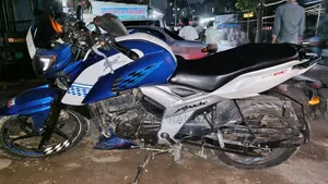 TVS Apache RTR 160 4V 2020 Green