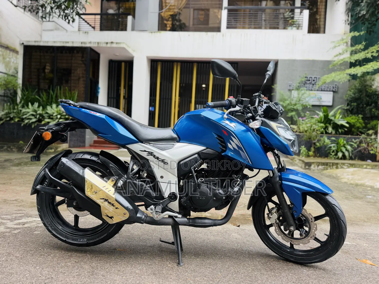 TVS Apache RTR 160 4V 2022 Blue