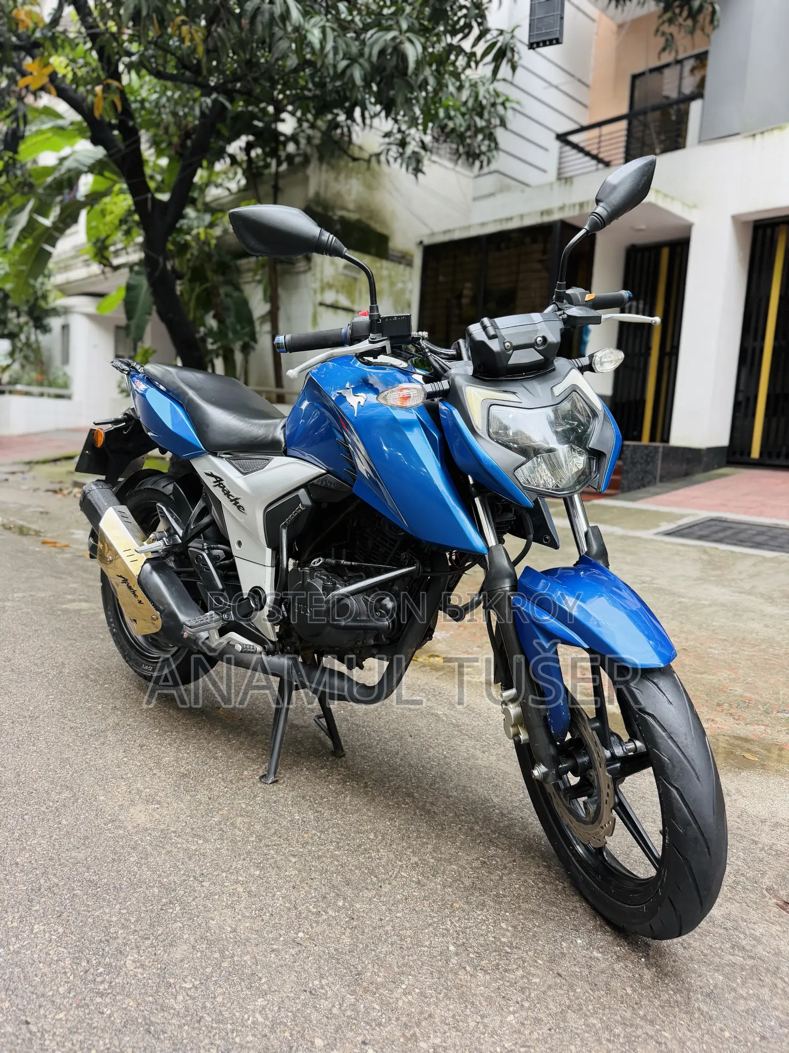 TVS Apache RTR 160 4V 2022 Blue