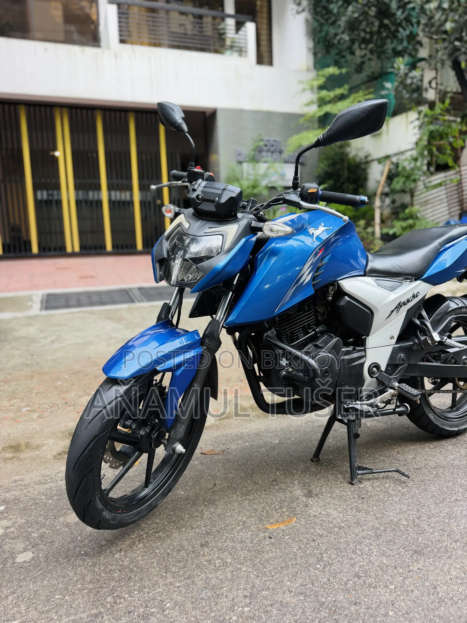 TVS Apache RTR 160 4V 2022 Blue