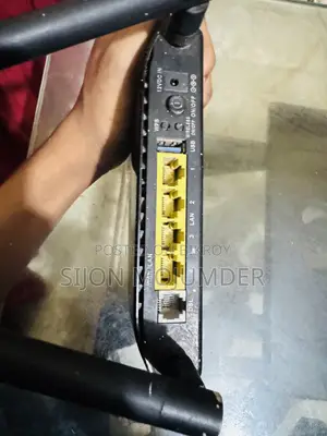 ডি-লিংক ডিএসএল-২৭৯০ইউ ওয়াইফাই মডেম রাউটার (ভালো অবস্থা)