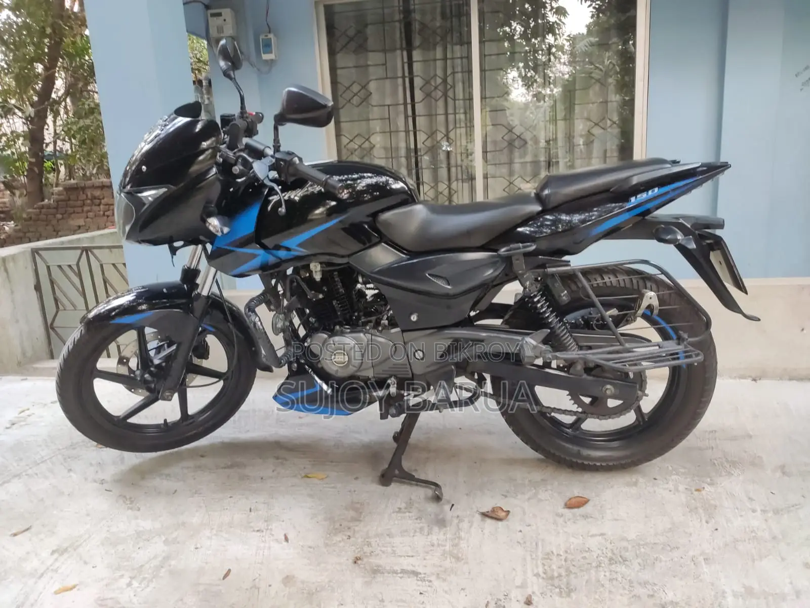 Bajaj Pulsar 150 2019 Blue