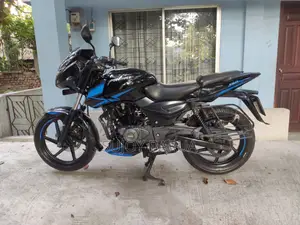 Bajaj Pulsar 150 2019 Blue