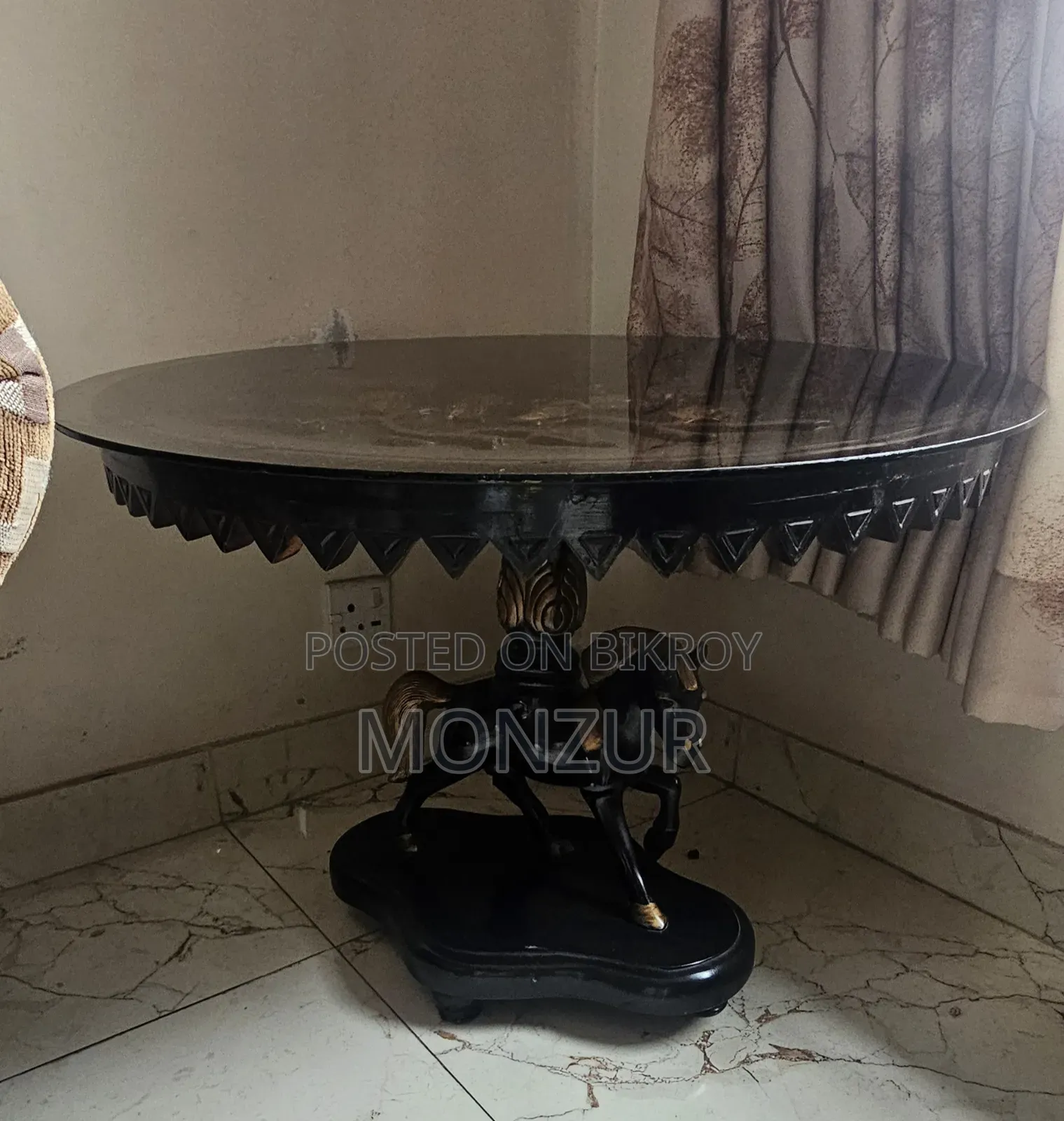 A Centre Table Will Be Sold