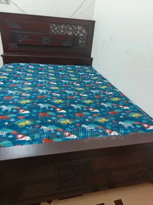 ৫×৭ ফুট খাট বিক্রি করা হবে। ১.৫ মাস ব্যবহার করা হয়েছে।