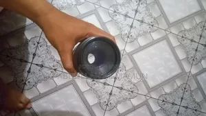 ক্যানন ৭৫-৩০০ এমএম লেন্স