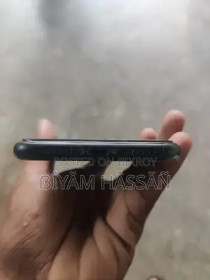 অ্যাপল আইফোন এক্সআর ৬৪ জিবি ব্ল্যাক