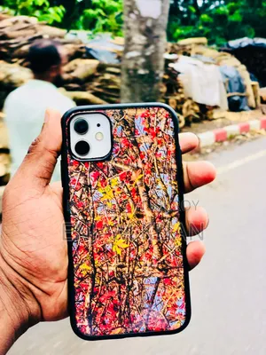 অ্যাপল আইফোন ১১ ১২৮ জিবি হোয়াইট