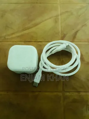 অ্যাপল আইফোন ১১ ১২৮ জিবি হোয়াইট