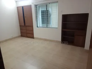 গুলশানের অনিক রিয়েল এস্টেটে ৩ বেডরুমের অ্যাপার্টমেন্ট ভাড়া দেওয়া হবে
