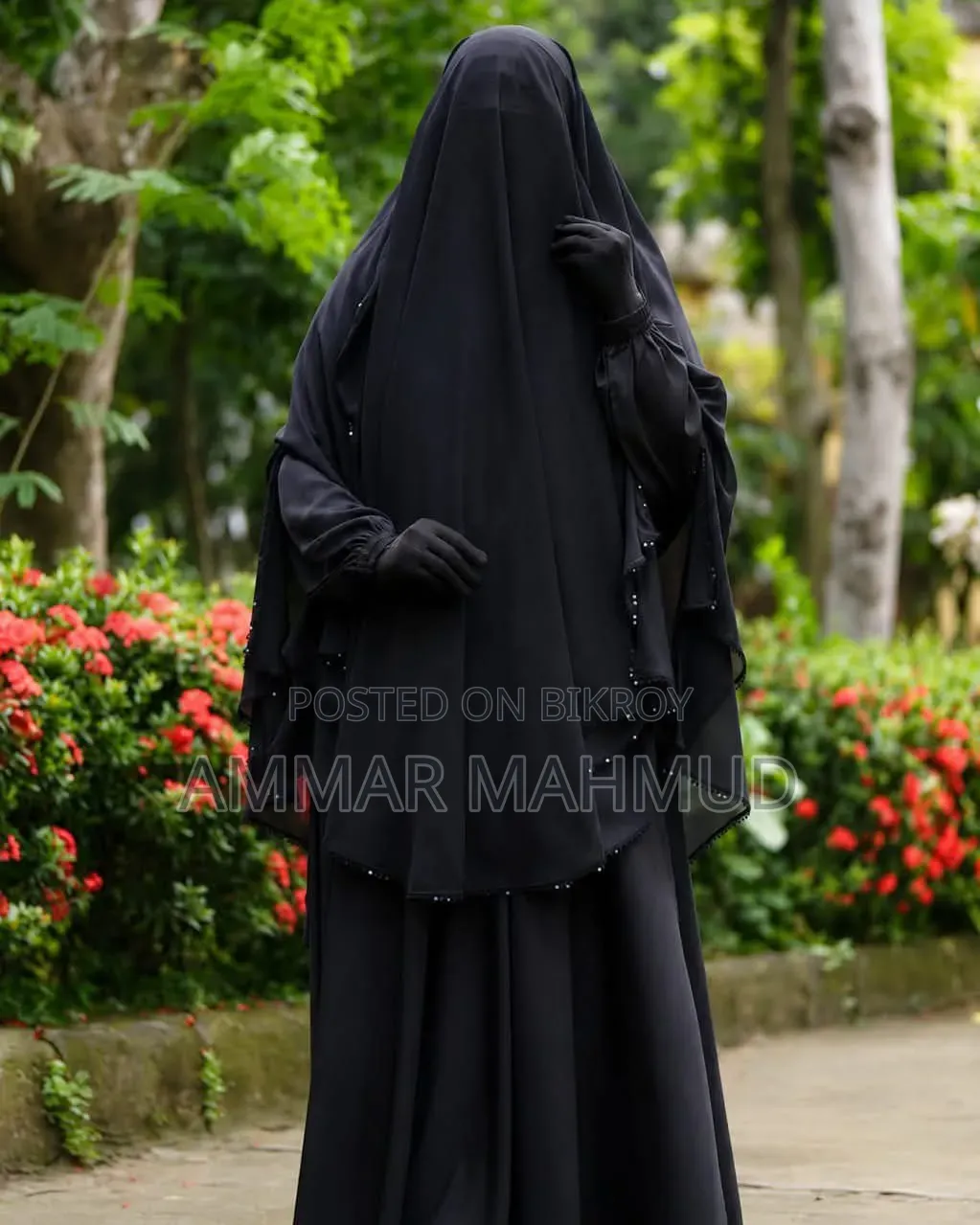 সাফা বোরকা সেট।