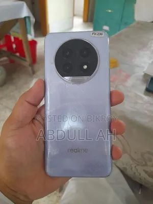 রিয়েলমি ১২৮ জিবি