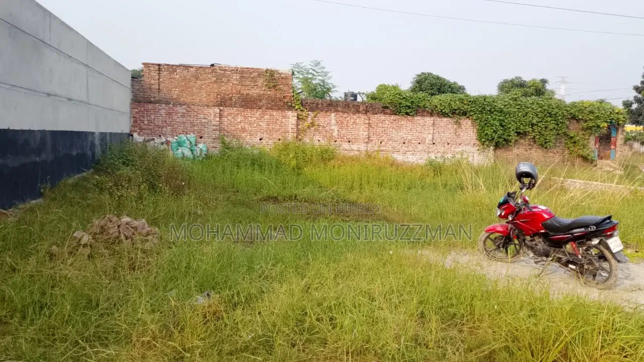 জমি বিক্রি ৮.২৫ শতাংশ