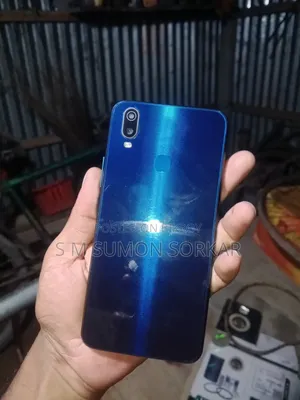 Vivo Y11 32 GB Blue