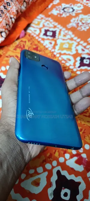 আইটেল ভিশন ১ প্লাস ৩২ জিবি নীল