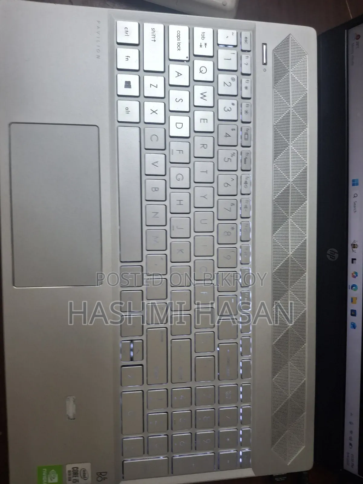 Laptop HP Pavilion 15-Cs3063cl 8GB Intel Core I5 SSD 256GB