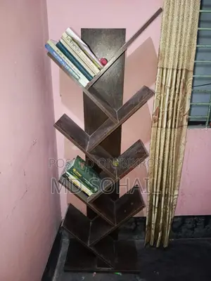 বুক শেল্ফ, টেবিল