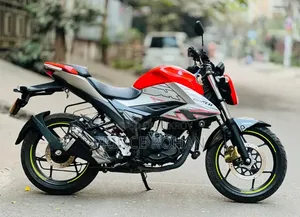 Suzuki Gixxer 2023 Orange