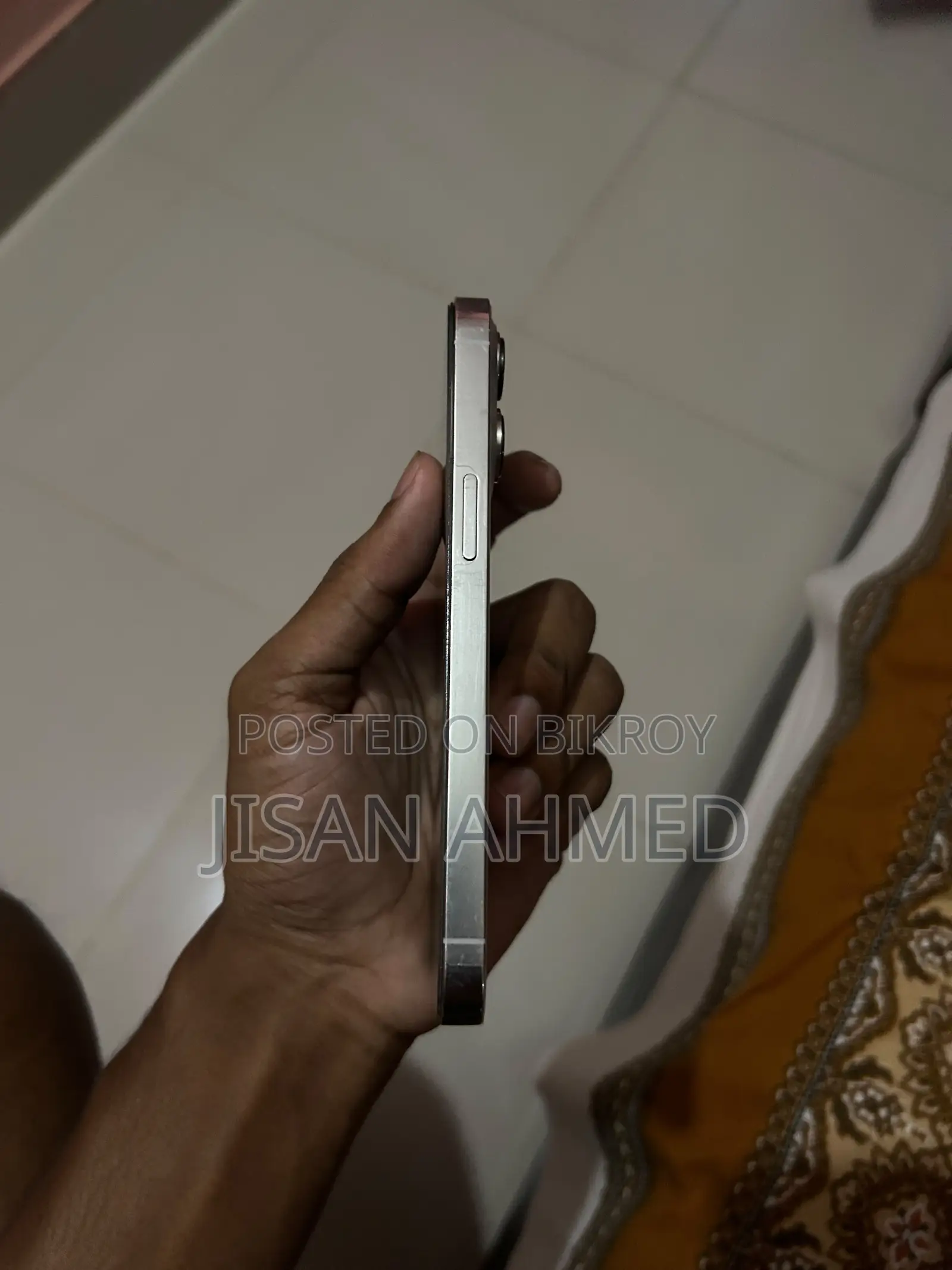 অ্যাপল আইফোন ১৩ প্রো ১২৮ জিবি হোয়াইট