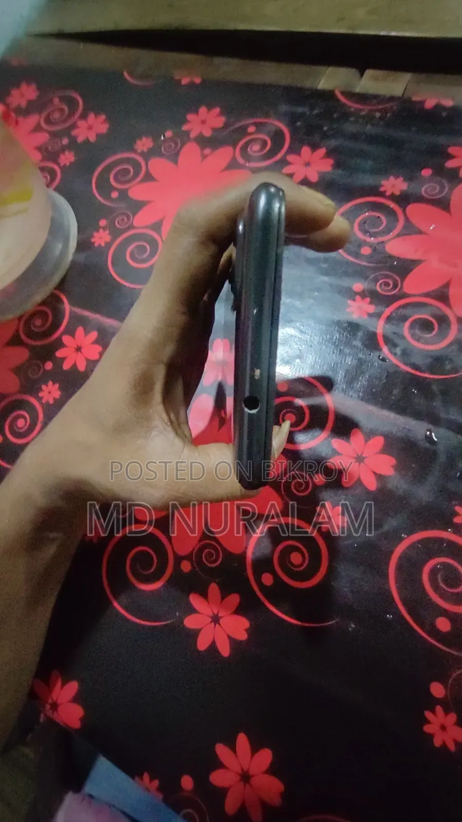 Hisense E50 64 GB Black