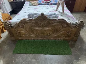 সেগুন কাঠের খাট ৬/৭