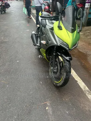 Suzuki Gixxer SF 2025 Silver