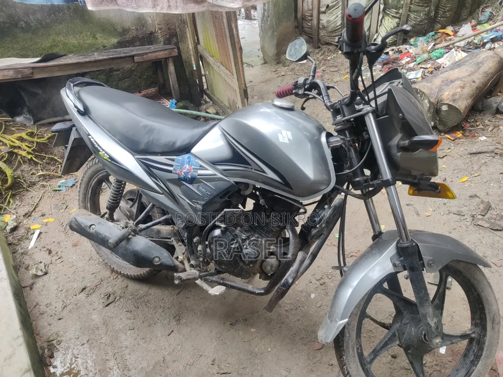 সুজুকি হায়াতে ইপি ২০২২ সিলভার
