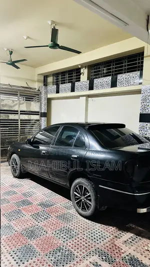 নিসান সানি বি১৫ সেদান ১.৫ ২০০৪ কালো