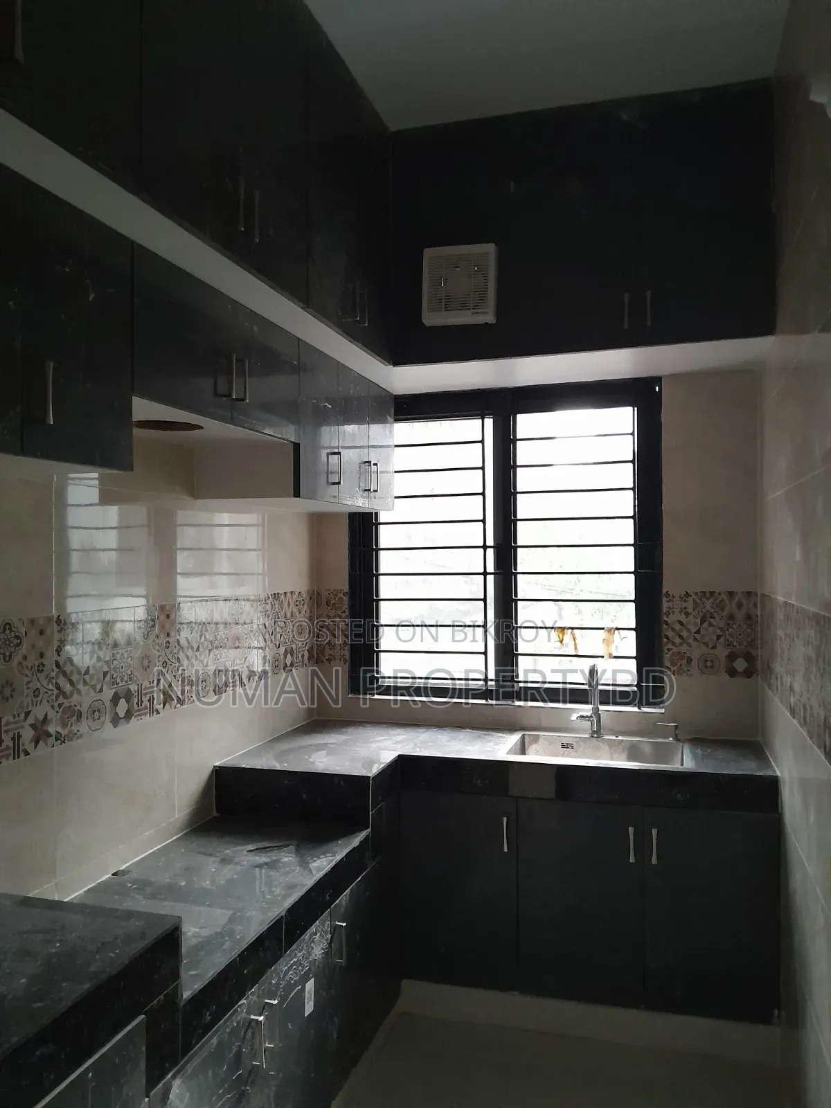 নুম্যান প্রপার্টি বিডি, বসুন্ধরায় ভাড়ার জন্য ৩ বেডরুমের অ্যাপার্টমেন্ট