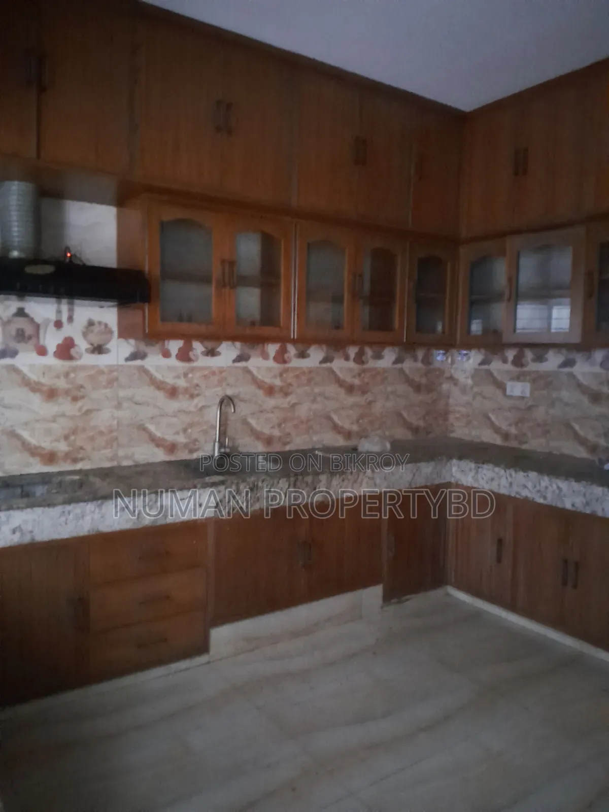 4-Bedroom Apartment in Numan Property Bd, Basundhara for Rent