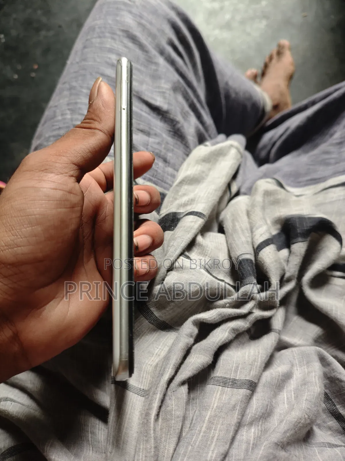 অপ্পো এ১৫এস ২৫৬ জিবি হোয়াইট